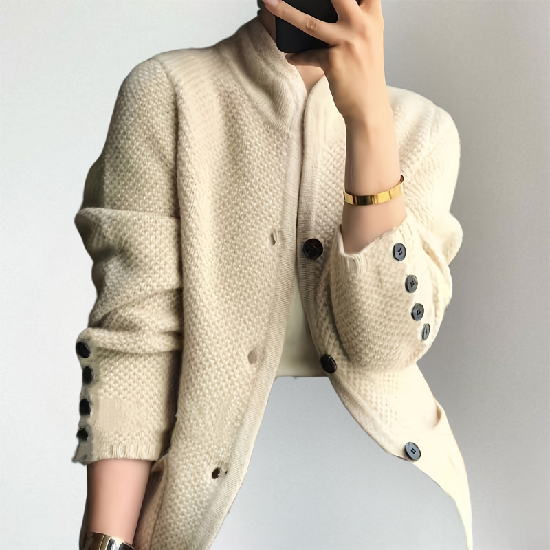 Walburga | Chic Cardigan
