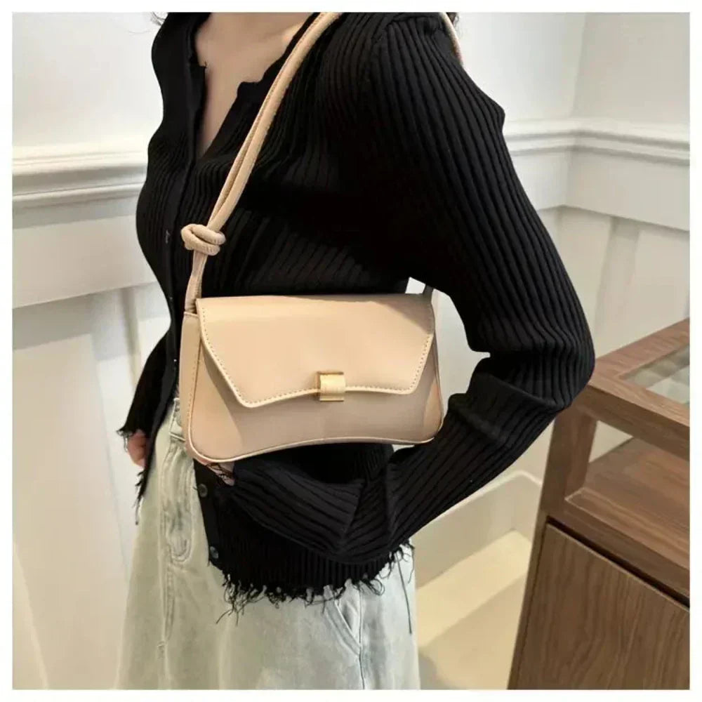 Calixta | Vintage-Inspired Shoulder Bag