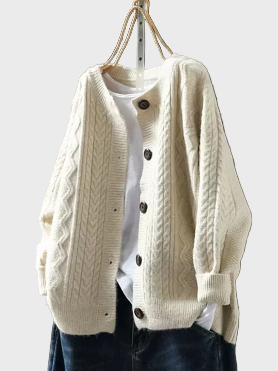 Amadea | Classic Cardigan