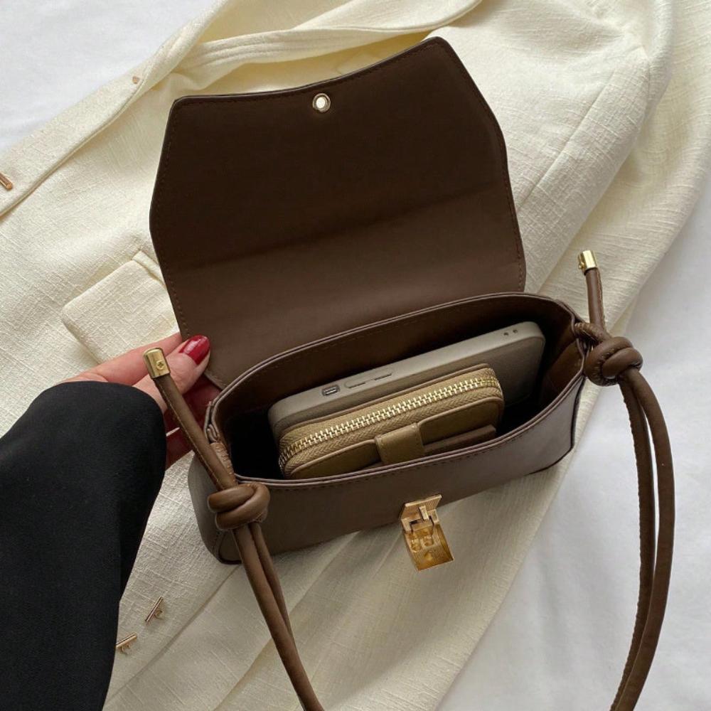 Calixta | Vintage-Inspired Shoulder Bag