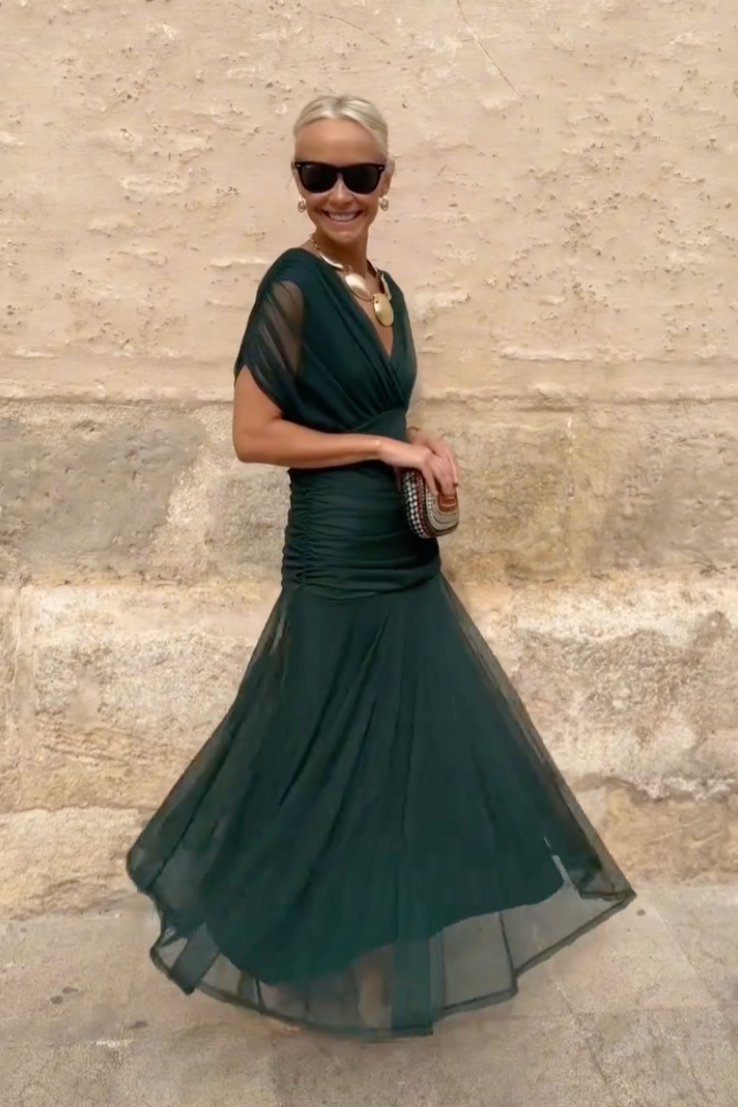 Veneranda | Elegant Maxi Dress