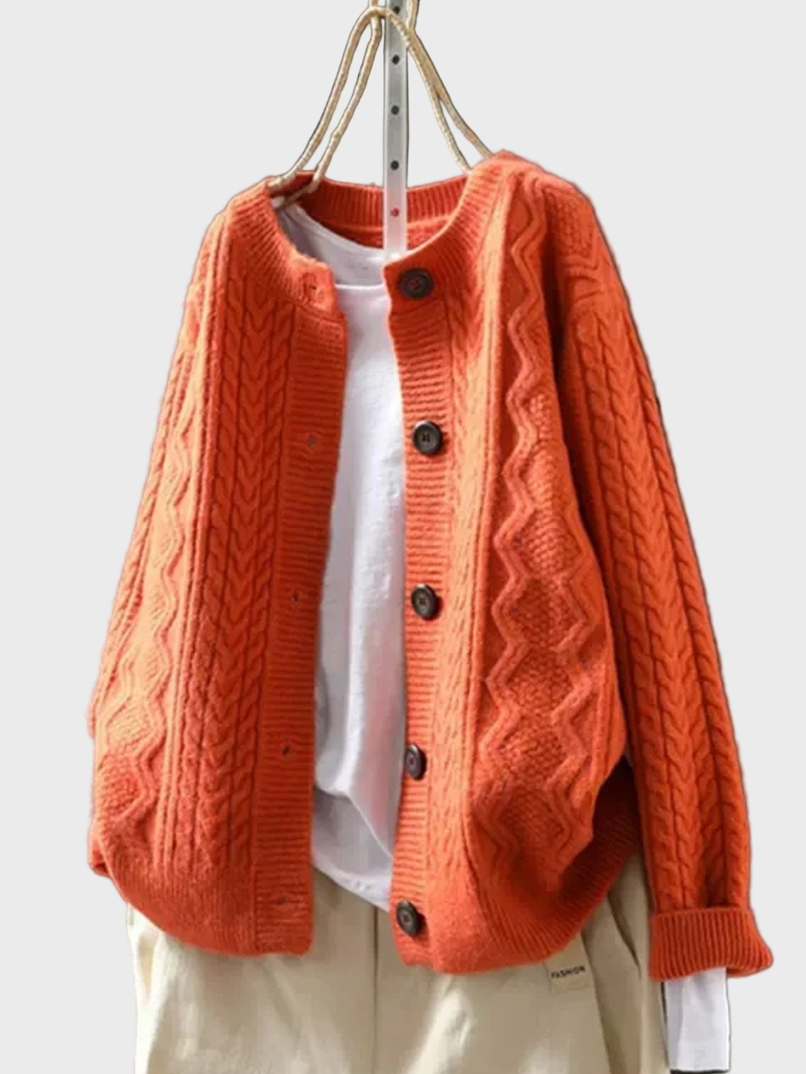 Amadea | Classic Cardigan