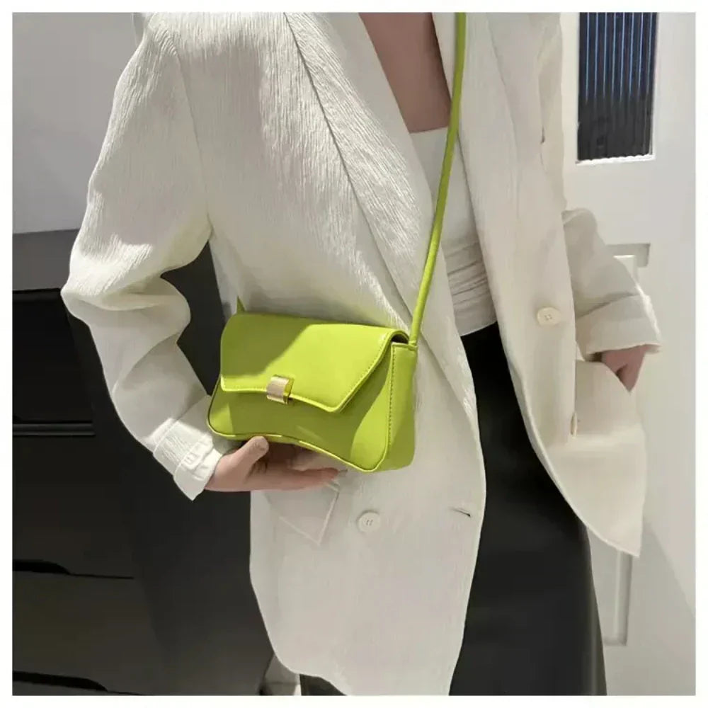 Calixta | Vintage-Inspired Shoulder Bag