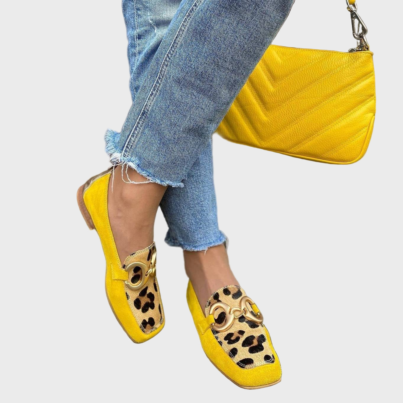 Hellien | Elegant Flats