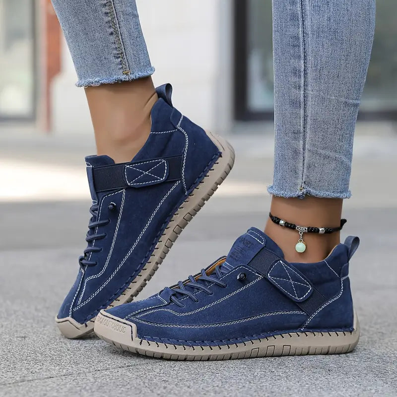 Cornelia | Classic Comfortable Trainers
