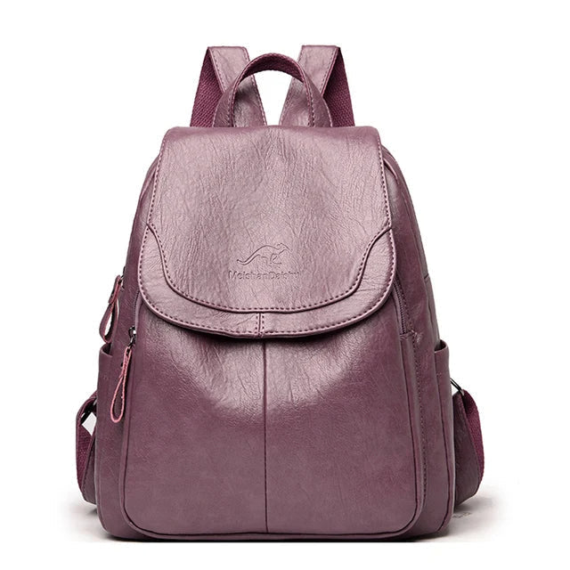 Edith | Elegant and lightweight backpack in a delicate white tone