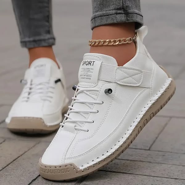 Cornelia | Classic Comfortable Trainers