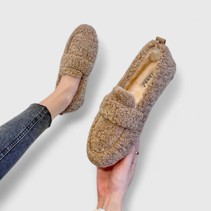 Daveney | Elegant Warm Slippers