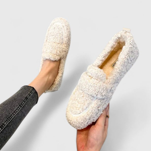 Daveney | Elegant Warm Slippers