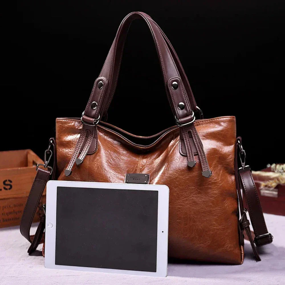 Artemidora | Timeless Classic Travel Bag