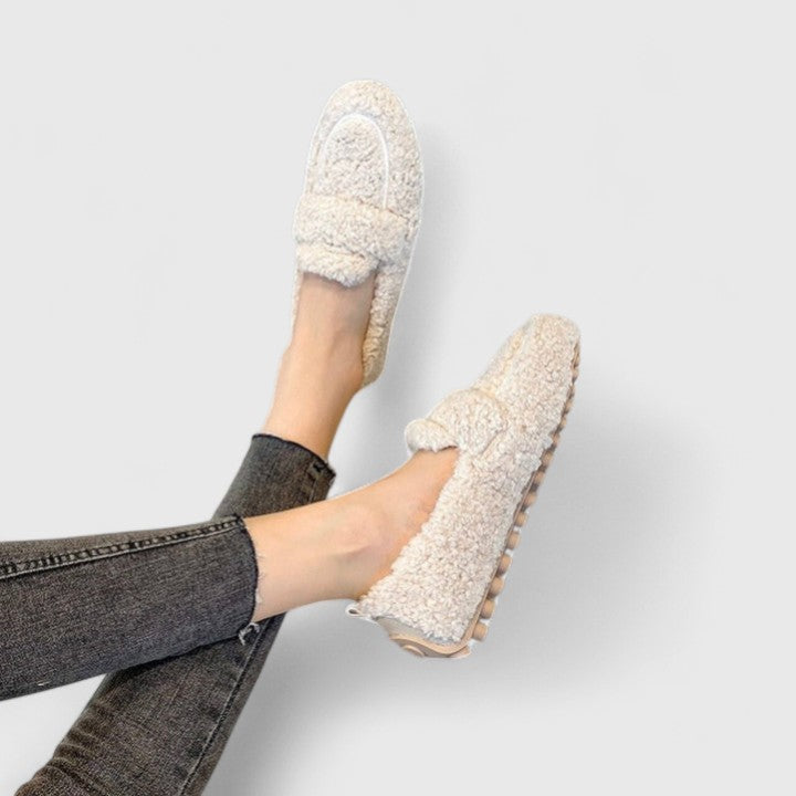 Daveney | Elegant Warm Slippers