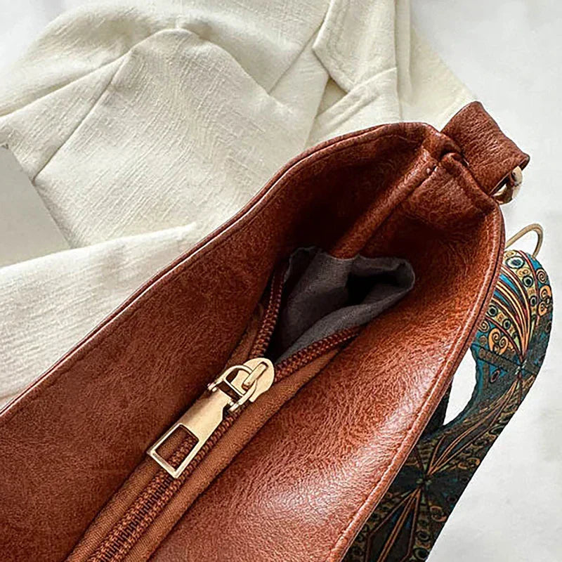Dorothea | Classic Shoulder Bag with Adjustable Patterned Strap