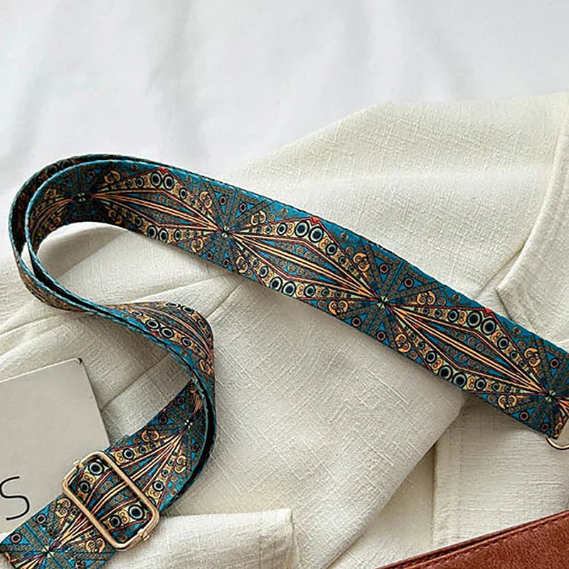 Dorothea | Classic Shoulder Bag with Adjustable Patterned Strap