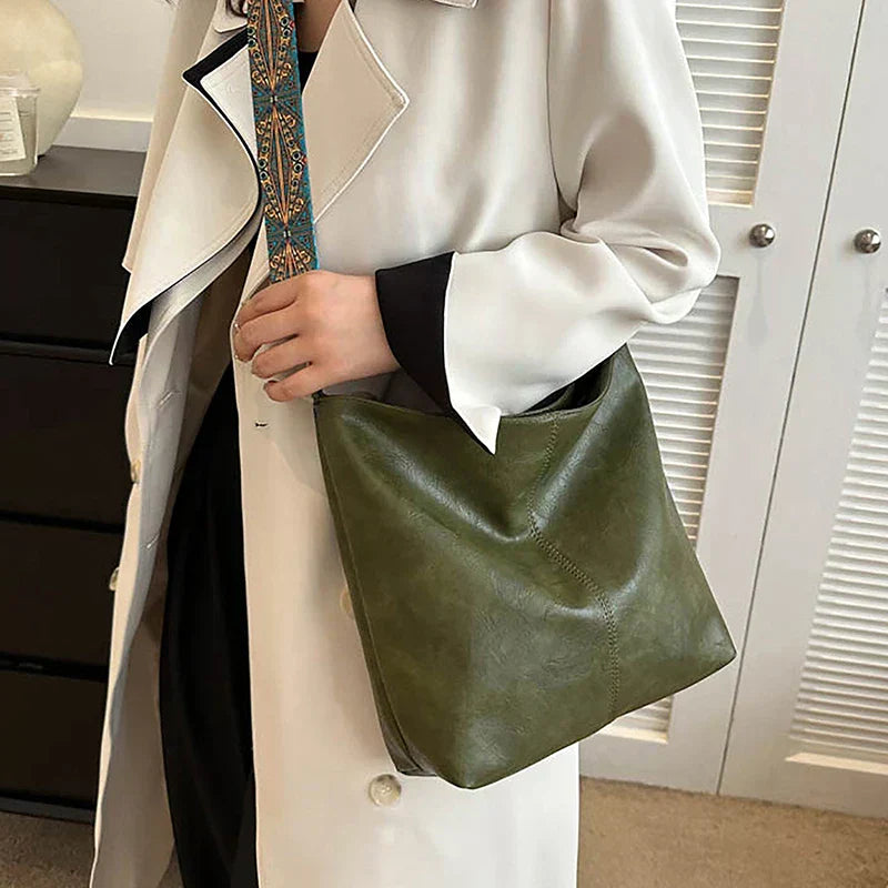Dorothea | Classic Shoulder Bag with Adjustable Patterned Strap
