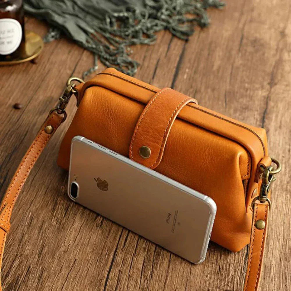 Carmina | Elegant  Handbag