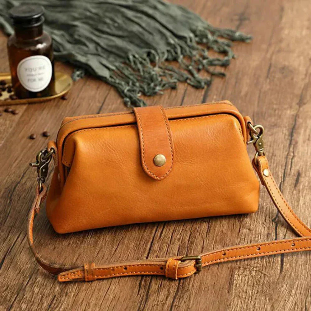 Carmina | Elegant  Handbag