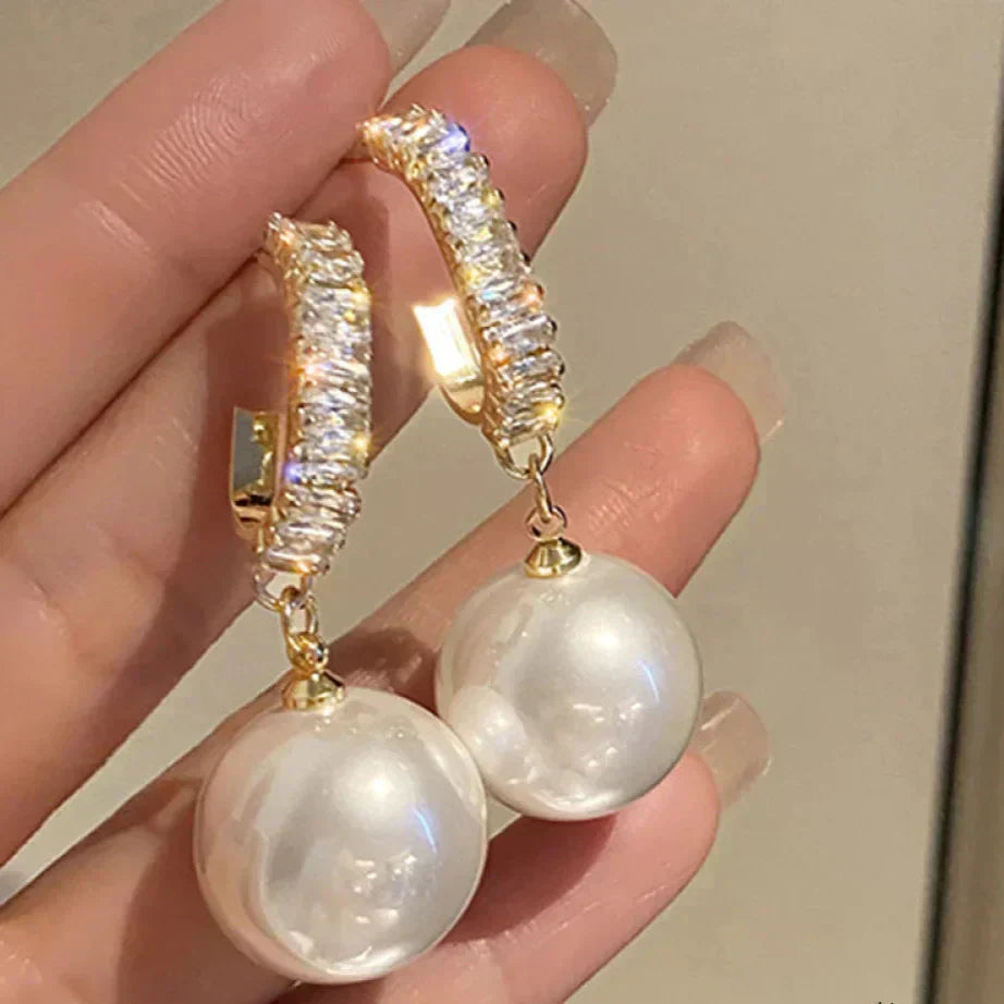 Beryl | Elegant Pearl and Zirconia Earrings
