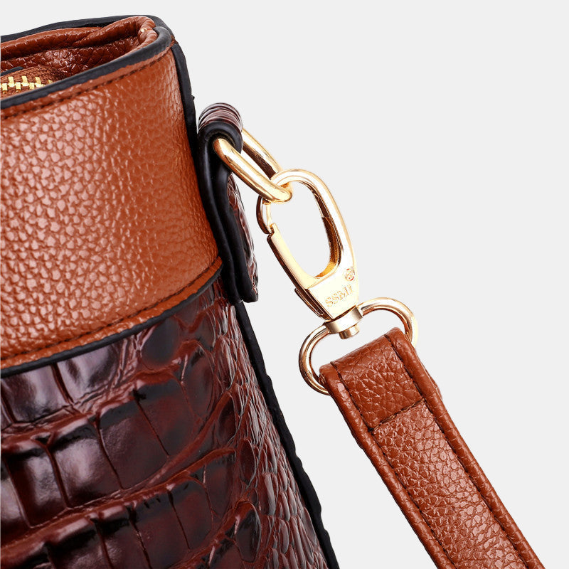 Emina | Chic Handbag