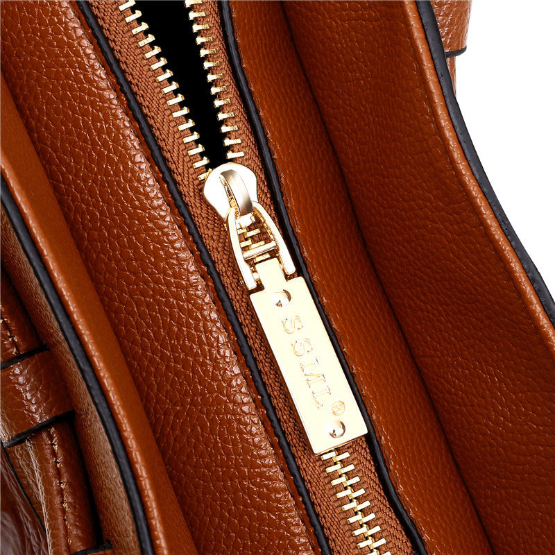 Emina | Chic Handbag