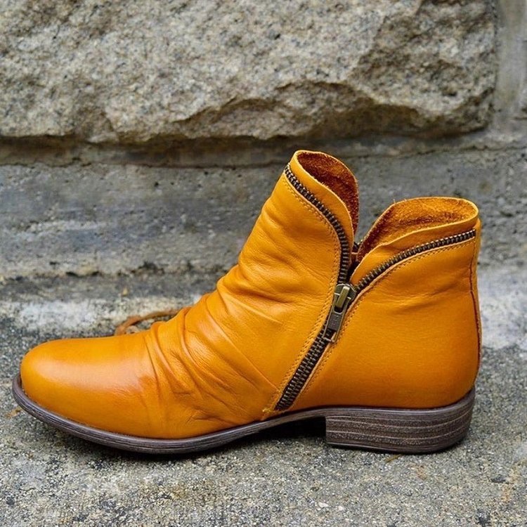 Yvette | Leather Boots with Practical Zipper