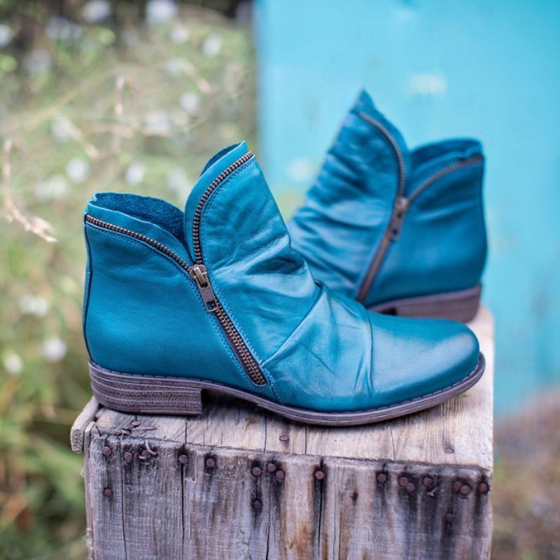 Yvette | Leather Boots with Practical Zipper