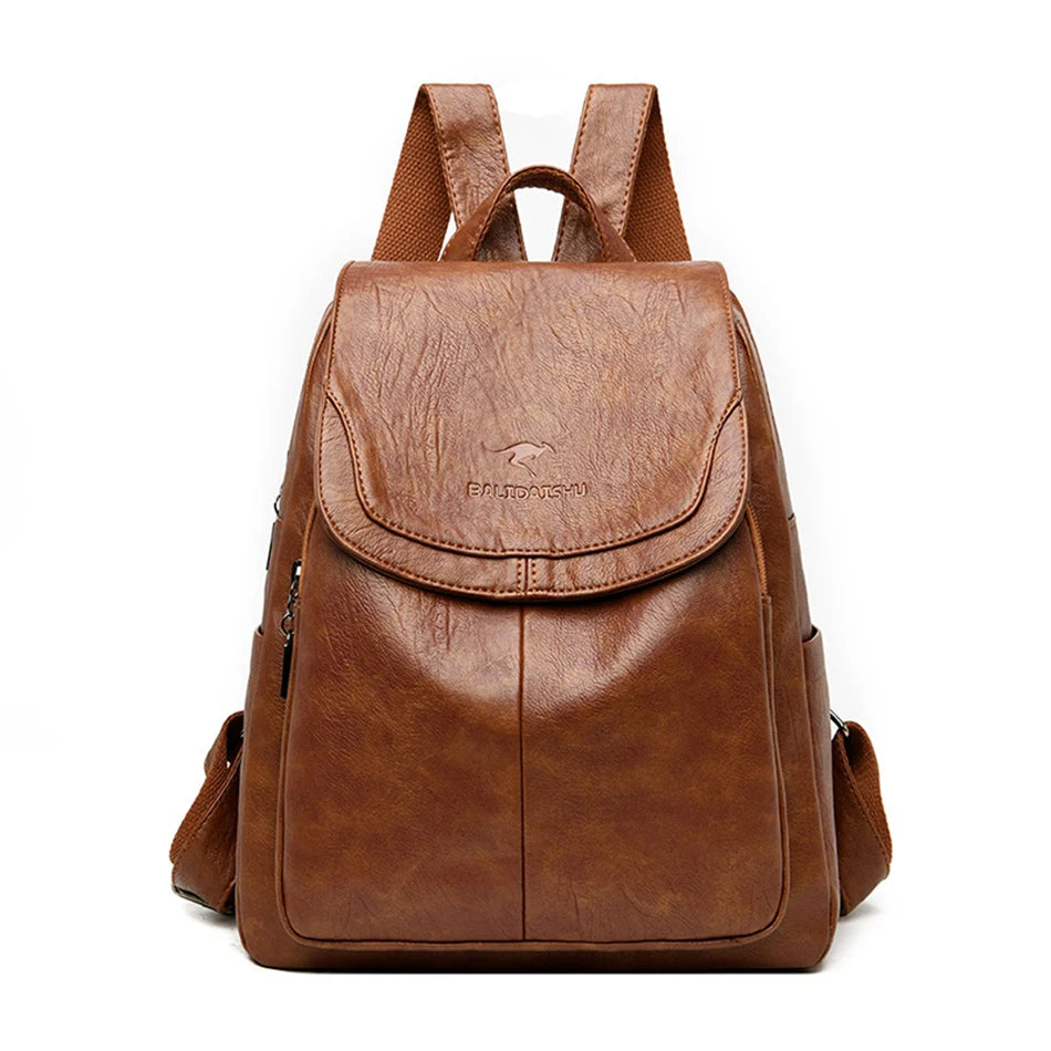 Edith | Elegant and lightweight backpack in a delicate white tone