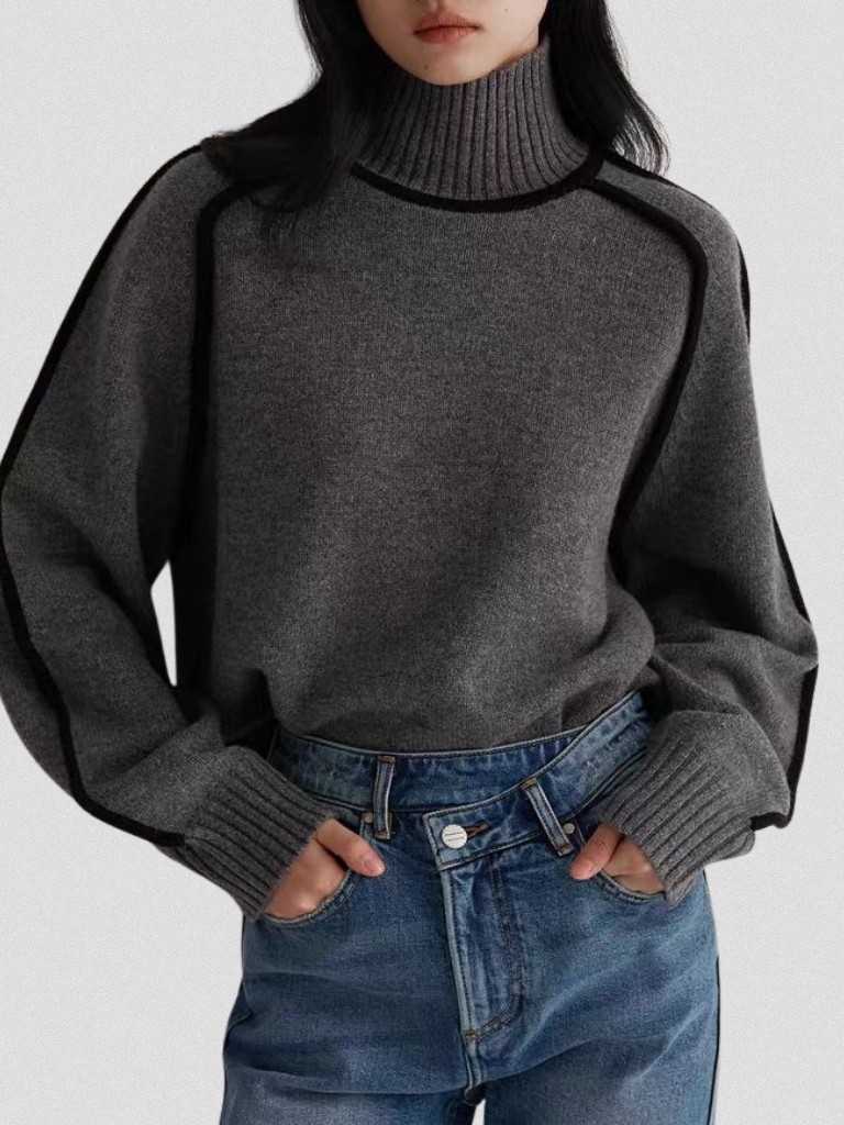 Evalina | Classic Sweater