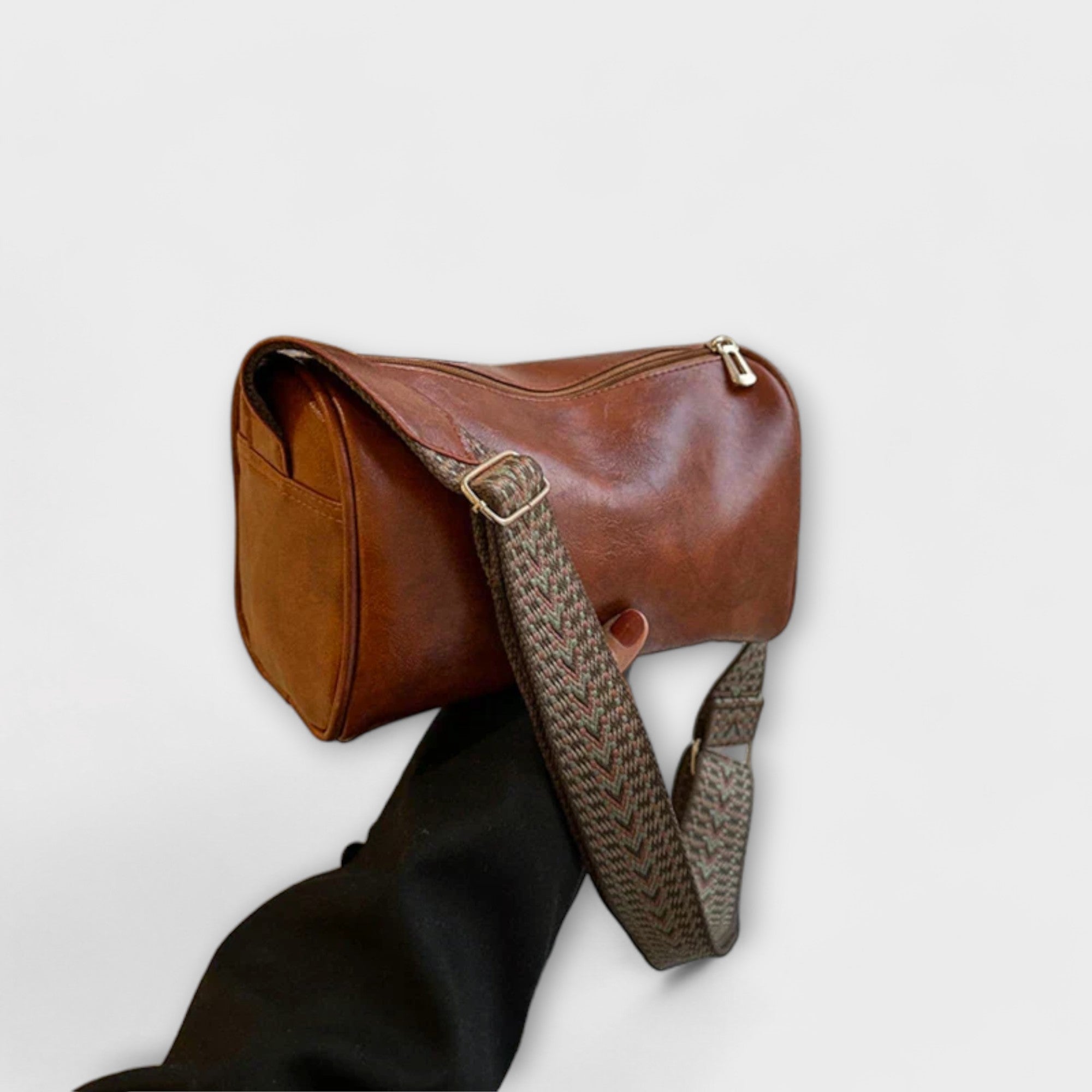 Jocey | Elegant Vintage Bag